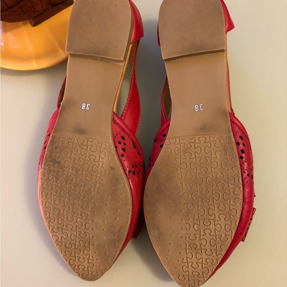 Spring Step Leather Flats with Bow - Picture 3 of 3